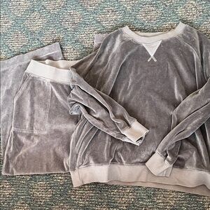 Pact Women's Velvety Gray Crew Neck Sweater and Matching Pants